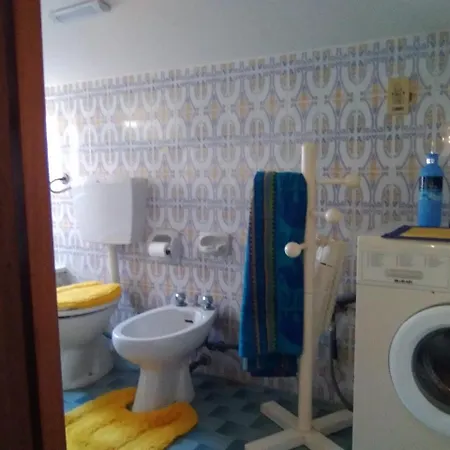 Near The Seaside شقة سكاليا